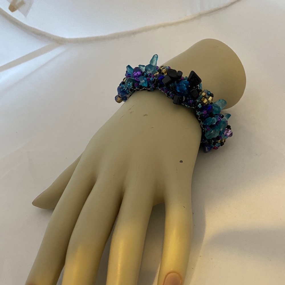 Handmade beads bracelet